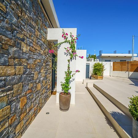 Villa Olira ✩ Private Pool ✩ Modern Design Alikianos Esterno foto