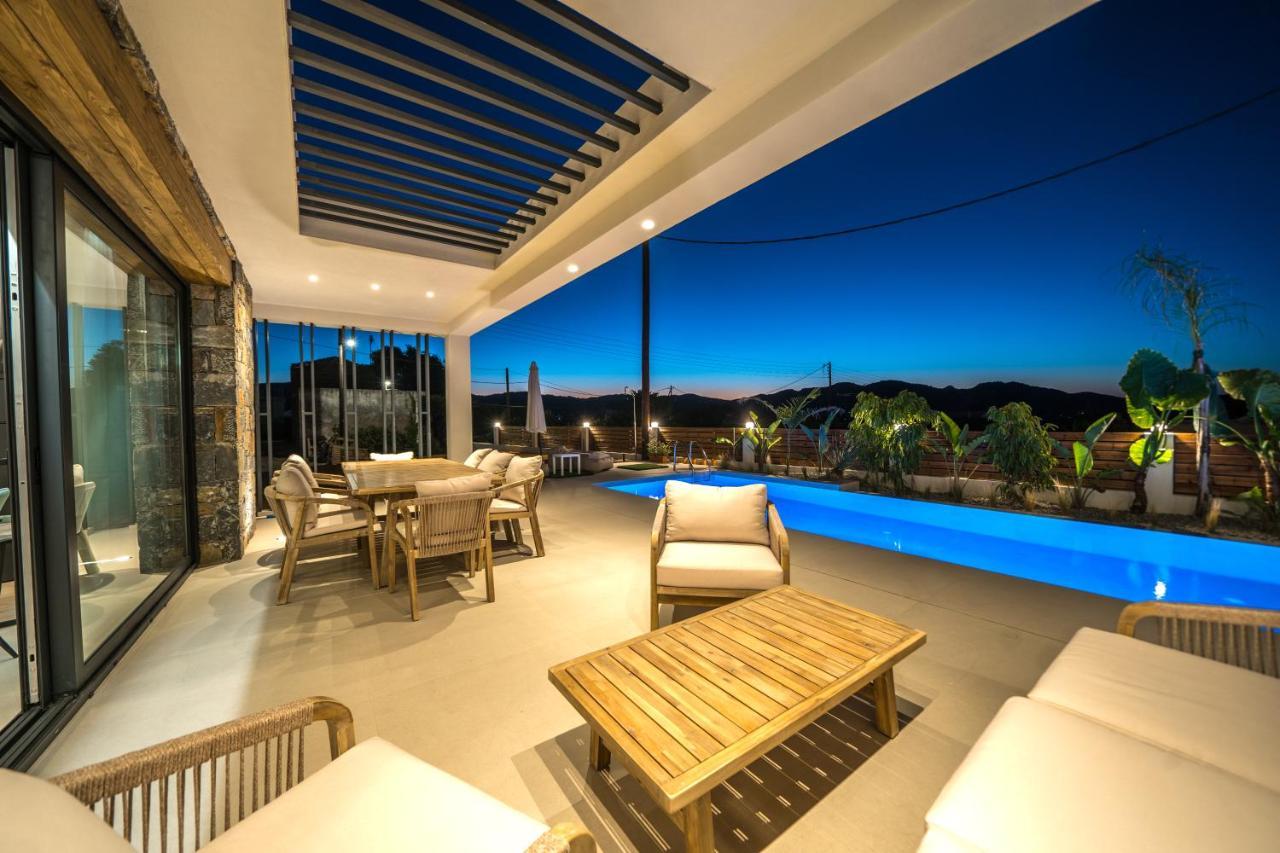 Villa Olira ✩ Private Pool ✩ Modern Design Alikianos Esterno foto