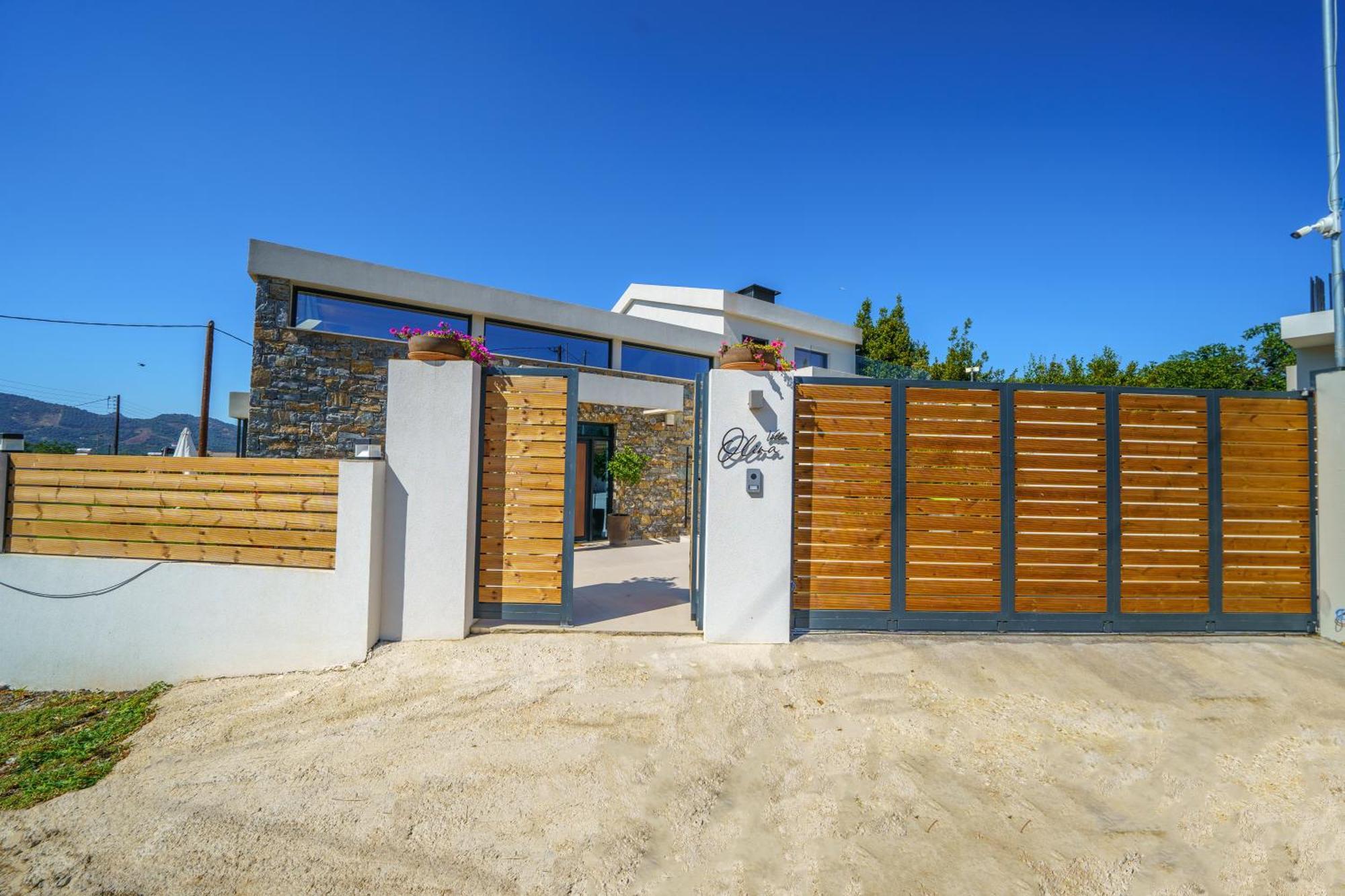 Villa Olira ✩ Private Pool ✩ Modern Design Alikianos Esterno foto